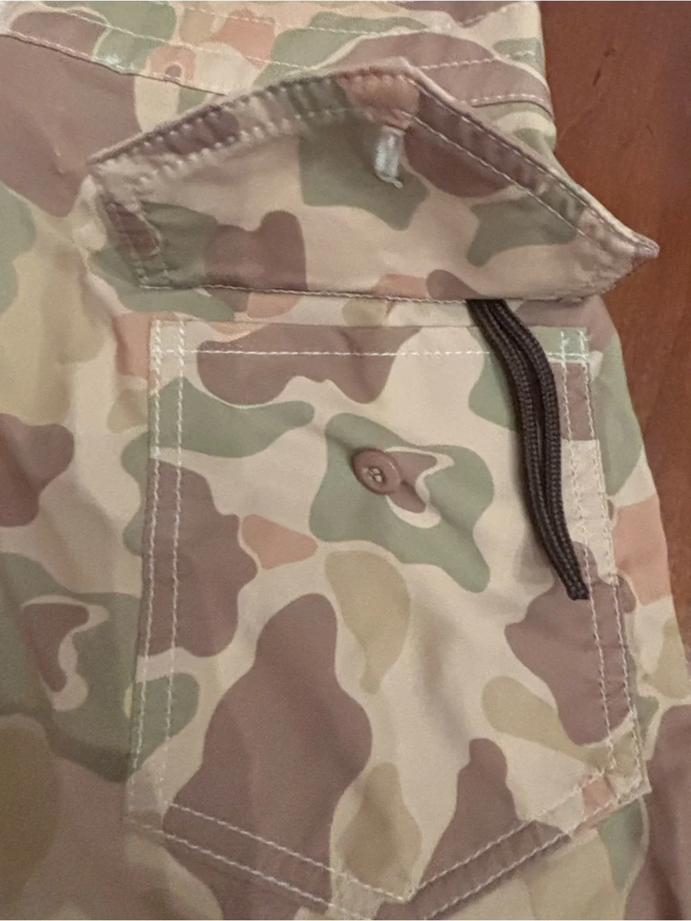 Birdwell Beach Britches Camo Board Shorts Shark Patch Men’s 34 USA